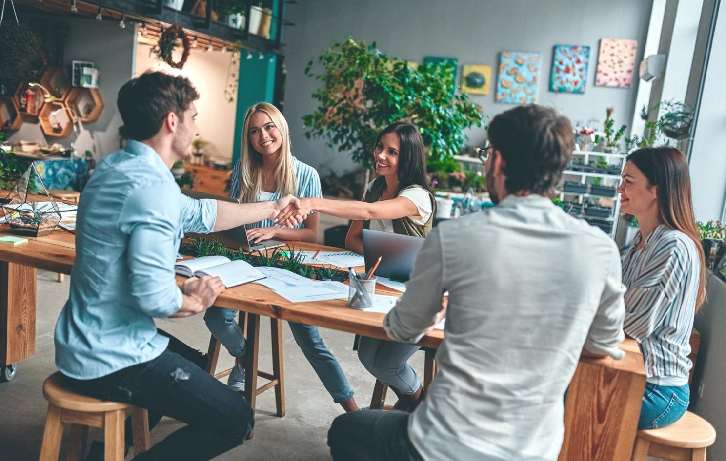 Moderne Lernumgebung mit digitalen Werkzeugen
